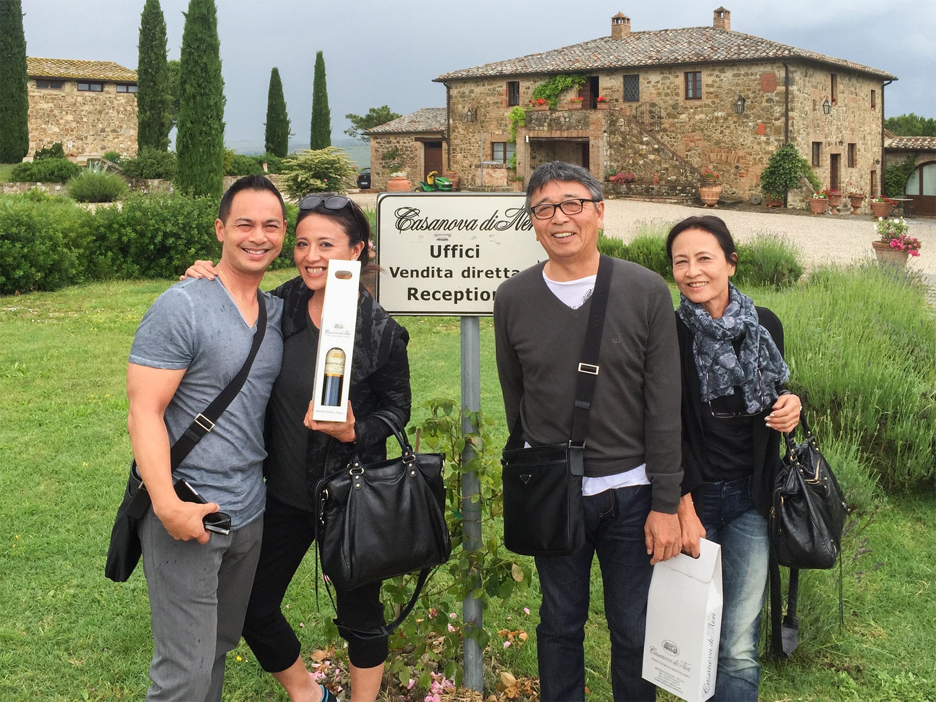 Cortona wine tour photos and images | Pictures of wine and truffle tours in Tuscany and Umbria