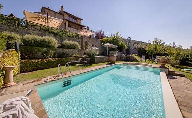 Wine Vacation in Cortona Tuscany | Relaxing holidays and visits to the best wineries in Cortona